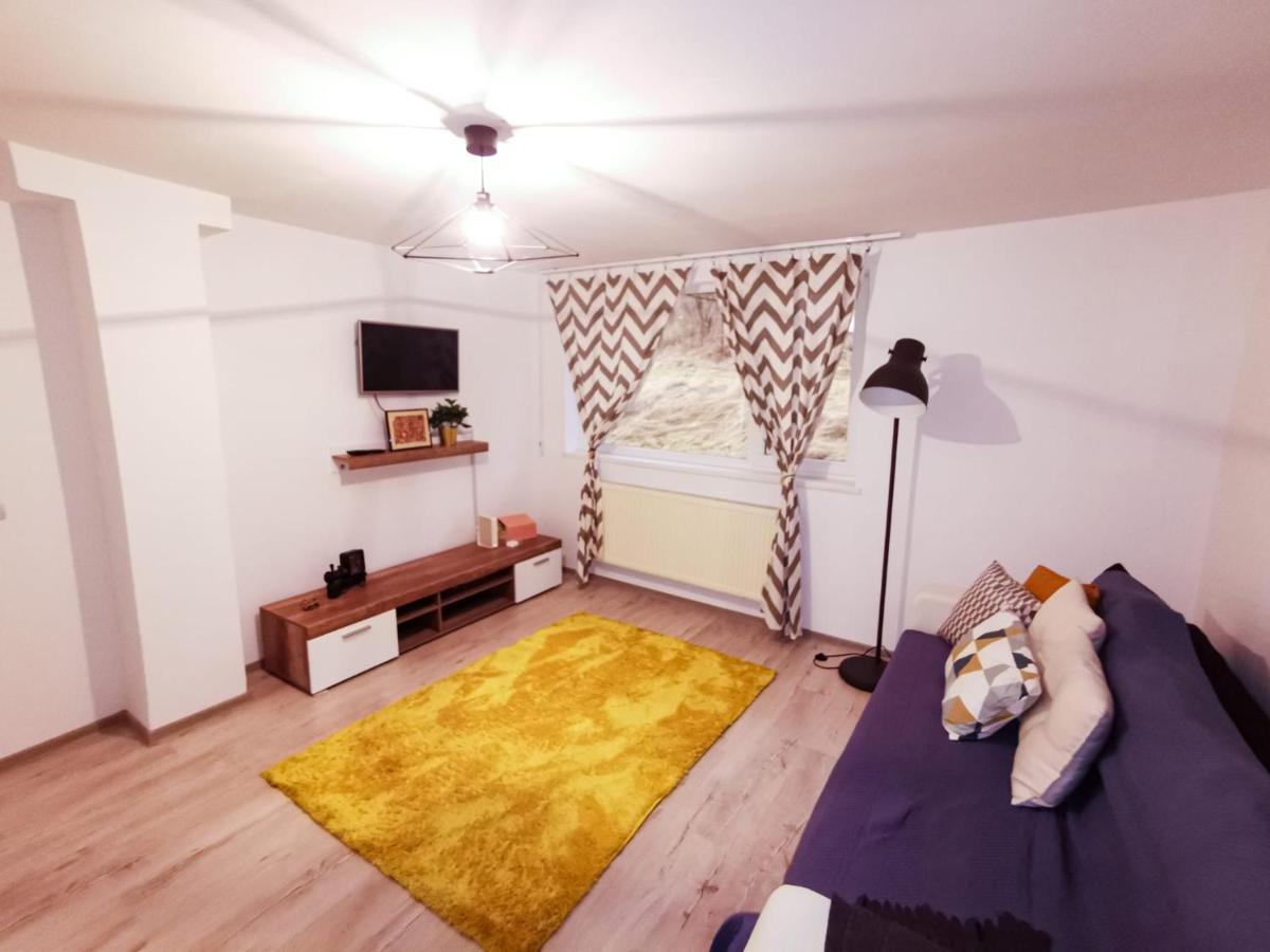 105500 Apartment بوستين المظهر الخارجي الصورة