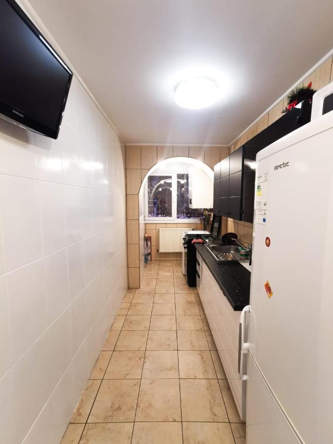 105500 Apartment بوستين المظهر الخارجي الصورة